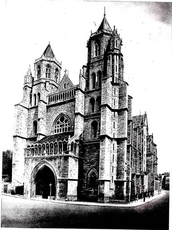 ESTERNO DELLA CATTEDRALE DI S. BENIGNO (secc. XIII-XIV). Digione.