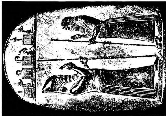 Right: GATE OF ISHTAR. The two eastern pillars with animal reliefs are from the era of Nebuchadnezzar II (604-561 B.C.).