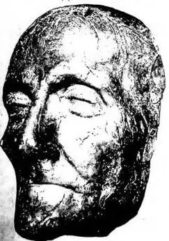 A sinistra: MASCHERA FUNERARIA IN CERA PRESA SUL VOLTO DEL SANTO. Aquila, museo. A destra: SAN BERNARDINO, dipinto di Sano di Pietro (1450) - Siena, palazzo Comunale.