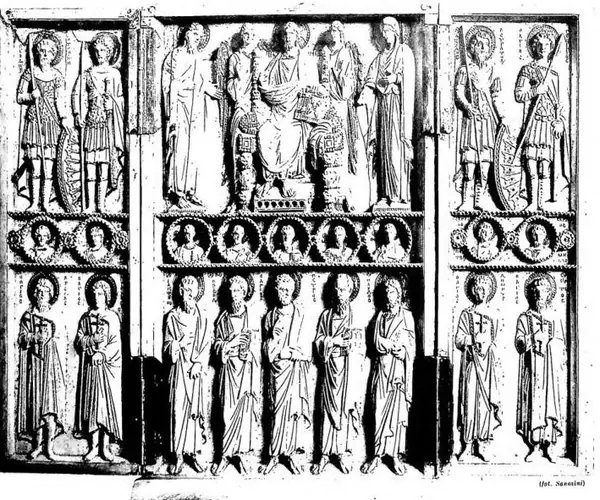 IVORY TRIPTYCH WITH CHRIST ENTHRONED AND SAINTS (10th cent.). Biblioteca Vaticana.