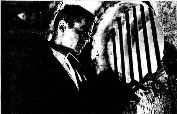 Above: ONE OF THE LAST FRAMES OF "THE FUGITIVE" (The Cross of Fire), directed by John Ford - Prod. R. K. O. Radio films. Below: A FRAME FROM THE FILM "MONSIEUR VINCENT", directed by Maurice Cloche.