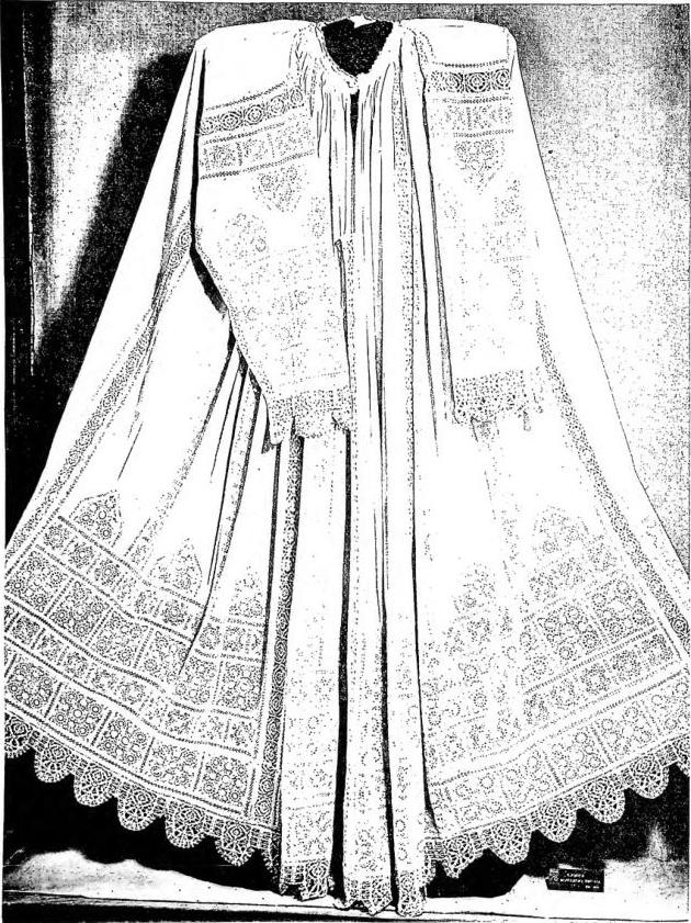 TUNIC CALLED OF BONIFACE VIII (14th cent.) - Biblioteca Vaticana, Museo sacro.
