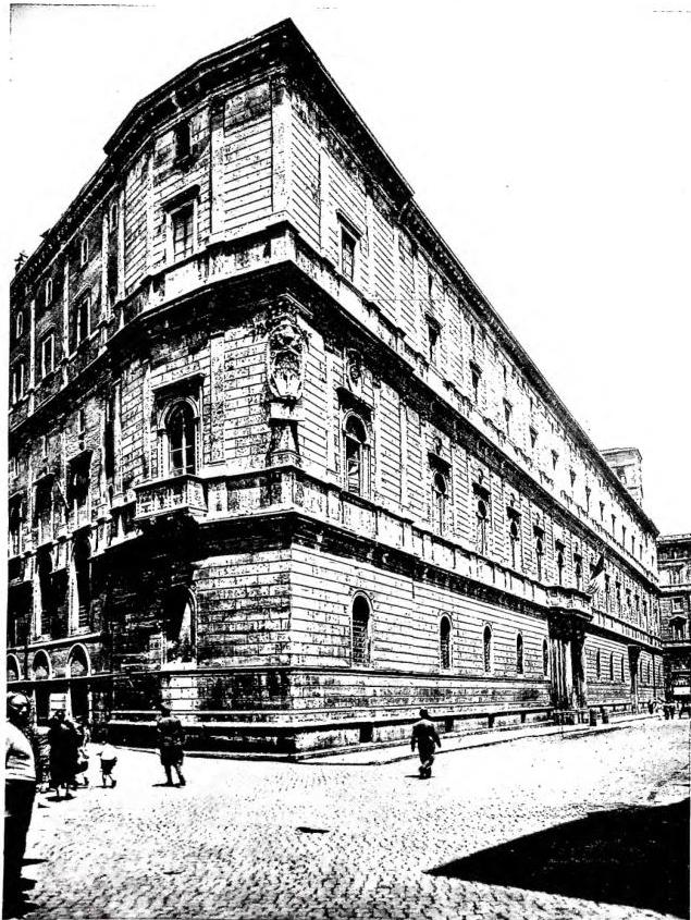 EXTERIOR OF THE PALAZZO DELLA CANCELLERIA (1485-1517) - Rome.