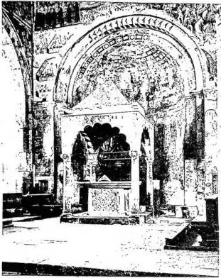 Above left: CIBORIUM of the church of S. Maria Maggiore in Tuscania (late 12th cent.). Above right: CIBORIUM signed by the Roman master Drudo (early 13th cent.) - Ferentino, Cathedral. Below left: CIBORIUM by A. Orcagna (1359) - Florence, church of Orsanmichele. Below right: CIBORIUM of the altar of