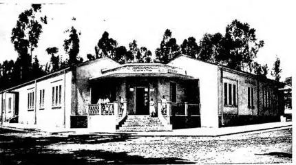 Above left: The ophthalmic and dental pavilion of the Regina Elena hospital - Asmara. Above right: Uebi Scebeli Dam and bottom outlets - Genale (Somalia). Below left: Villaggio Luigi di Savoia. Types of farmhouse - Cyrenaica. Below right: Villaggio Battisti, church and schools.