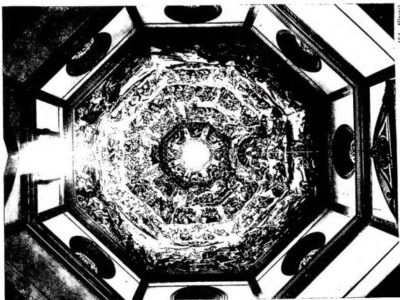 Left: DOME OF THE BAPTISTERY OF THE ARIANS, with mosaic decoration: Baptism of Christ and figures of the twelve Apostles (early 6th cent.) - Ravenna, Baptistery of the Arians. Right: INTERIOR OF THE DOME OF S. MARIA DEL FIORE with frescoes by G. Vasari (1572-74) and F. Zuccari (1574-79) depicting the Last Judgment - Florence.