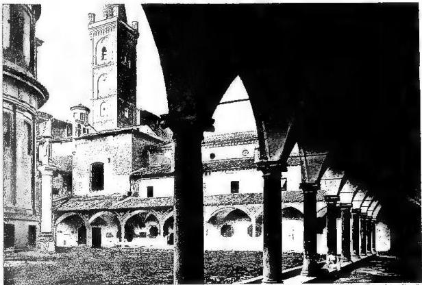 Above: CLOISTER OF THE CONVENT OF ST. DOMINIC (15th cent.) - Bologna.