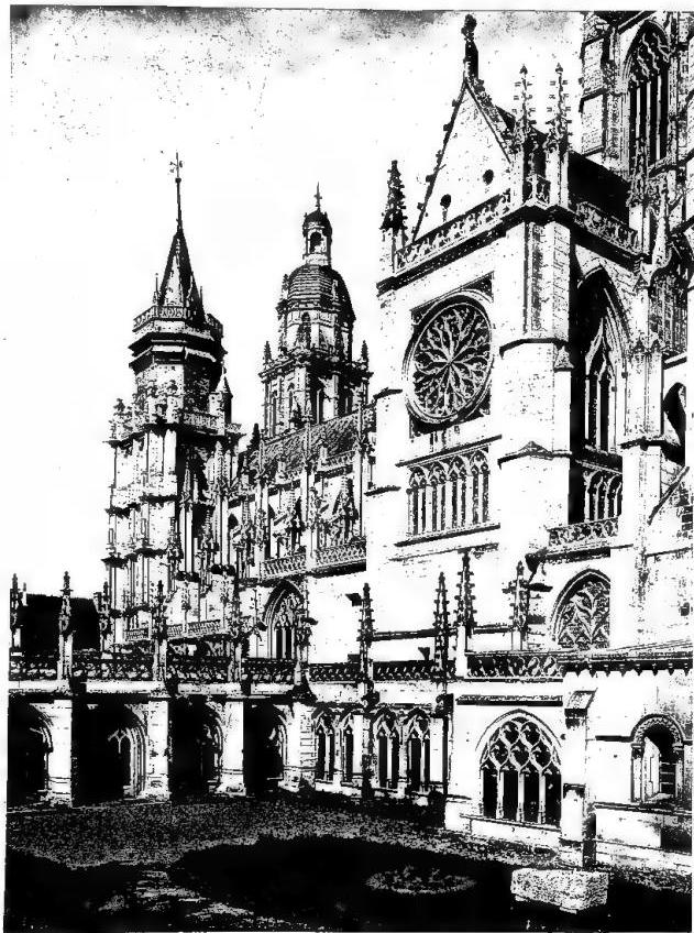 CATHEDRAL ■ CLOISTER OF THE BISHOP'S PALACE (14th cent.).