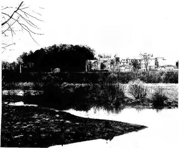Above: CENTRAL HOUSE OF THE DAUGHTERS OF CHARITY of the Province of Holland - Panninzen.