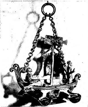 Above left: BRONZE LAMP DEPICTING THE NAVICULA OF THE CHURCH, with St. Peter at the helm and St. Paul at the prow. In the panel on the sail, the inscription: « Dominus legem dat Valerio Severo Eutropi Vivas » (4th cent.). Found in Rome, near S. Stefano Rotondo, now in Florence, Museo archeologico. Above right: SILVER LAMP (17th cent.) - Siena, church of Provenzano. Below left: BRONZE LAMP of Paduan school (16th cent.) - Florence, Museo nazionale. Below right: VOTIVE LAMP IN WROUGHT IRON. Work by A. Gerardi (1935) - Jerusalem, basilica of Gethsemani.