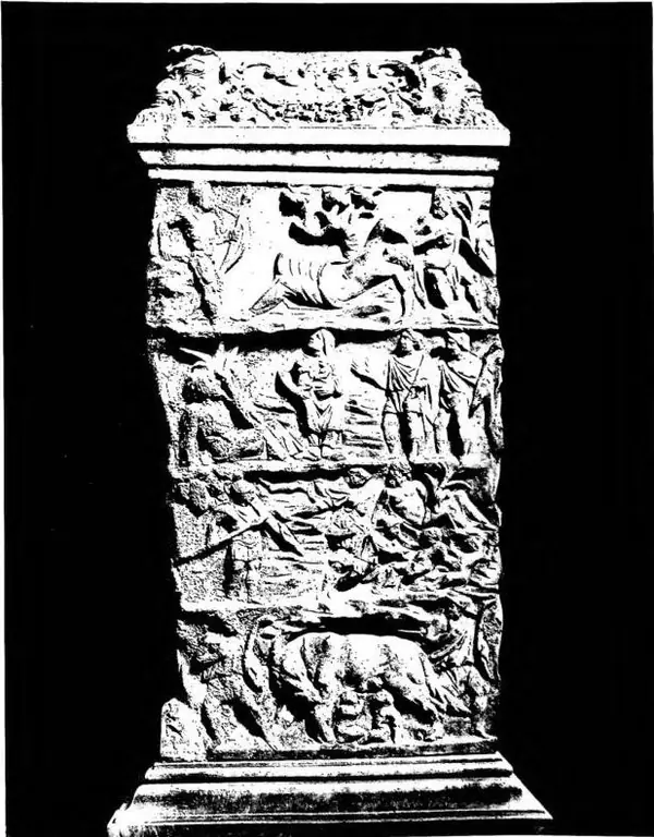 FACCIATA POSTERIORE di un'ara dedicata da un tal T. C. Faventino al mito di Marte. Nel primo ri-quadro in alto: Marte si appressa a Rea Silvia addormentata presso il Tevere; nel secondo, la vestale con i due gemelli; nel terzo, l'esposizione dei due neonati nel fiume mentre Marte armato contempla, d