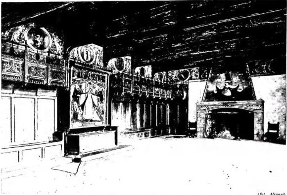 Above: THRONE ROOM, in Casa Cavassa, now Museo civico. Left: panel with Madonna and devotees, among whom Ludovico II Marquis of Saluzzo and Margherita of Foix (1449) - Saluzzo. Below: CHOIR OF THE CHURCH OF S. GIOVANNI, in Gothic-Piedmontese style (15th cent.) - Saluzzo.