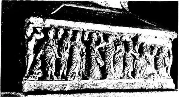Above: SARCOPHAGUS KNOWN AS OF ST. ENCRAZIA (4th cent.): the Canaanite woman, deceased between two saints, deceased orant between two saints welcomed by the divine hand, the healing of the man born blind, the miracle of Cana; the inscriptions are late and bizarre - Zaragoza, church of S. Eulalia, cr