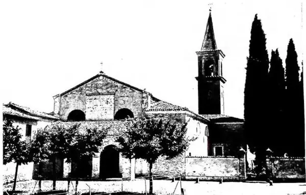 In alto: PIEVE DI VERUCCHIO, dedicata ai ss. Francesco e Martino (sec. XI, ricostruita nel 1865-74). In basso: ARCO D'AUGUSTO - Rimini.