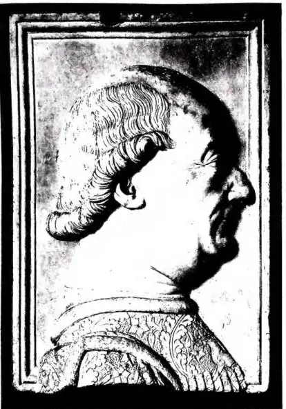 Left: PORTRAIT OF FRANCESCO SFORZA. Relief by G. C. Romano (15th cent.) - Florence, Museo nazionale. Right: BUST OF BATTISTA SFORZA, DUCHESS OF URBINO, sculpture by F. Laurana - Florence, Museo del Bargello.