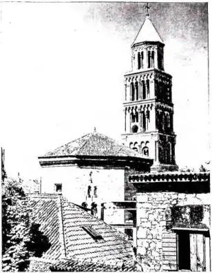 Above left: ROMANESQUE BELL TOWER OF THE CATHEDRAL, rebuilt from 1898 to 1909 - Split. Above right: PERIMETER WALLS of the Palace of Diocletian - Split. Below left: PORTAL OF THE BAPTISTERY OF THE CATHEDRAL, formerly temple of Aesculapius in the Palace of Diocletian - Split. Below right: ENTRANCE PO