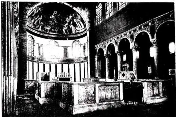 In alto: SCHOLA CANTORUM della basilica di S. Sabina costruita o rinnovata sotto il pontificato di Eugenio II (824-27), ricostruita con i frammenti originali nel 1936 - Roma. In basso: SCHOLA CANTORUM della basilica di S. Maria in Cosmedin costruita sotto il pontificato di Callisto II (1119-24), ric