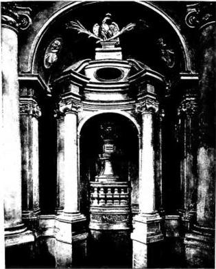 Above left: MONUMENT TO DIEGO AND GEROLAMO AVILA (school of Borromini, 1680) - Rome, church of S. Maria in Trastevere.