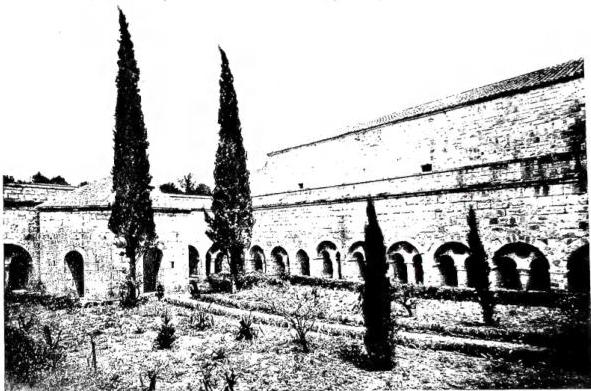 Above: THE ABBEY CLOISTER (1160-75) - Thoronet.