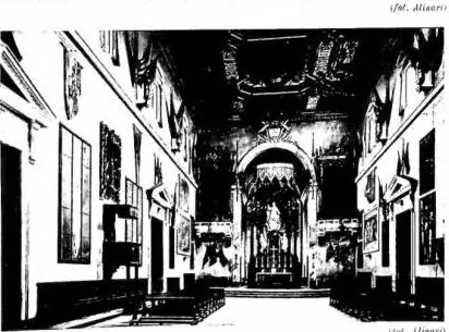Above left: FAÇADE OF THE PALAZZO DEGLI UFFIZI on the Lungarno by G. Vasari with completions by A. Parigi (1560-85) - Florence. Below left: INTERIOR OF THE CHURCH OF S. STEFANO DE' CAVALIERI - Pisa. Right: CLEMENT VII CROWNS CHARLES V. Ceiling of the Sala di Clemente VII - Florence, Palazzo Vecchio.