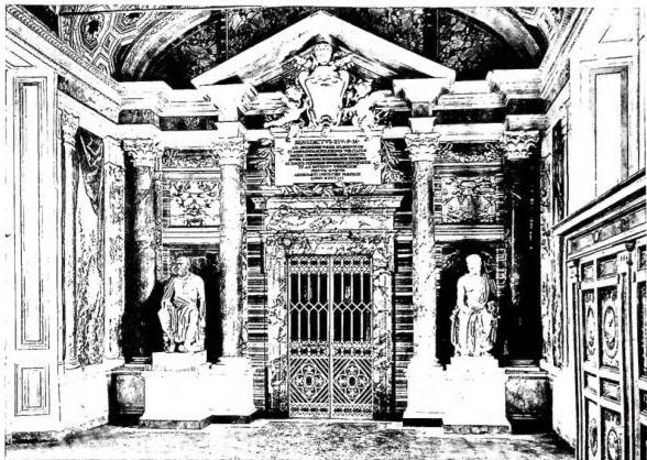 Above: ENTRANCE TO THE MUSEO SACRO of the Biblioteca Vaticana with the coat of arms of Benedict XIV, its founder (1756). Below: THE MUSEO PROFANO of the Biblioteca Vaticana, hall arranged in the 9th year of Clement XIII (1767-68).